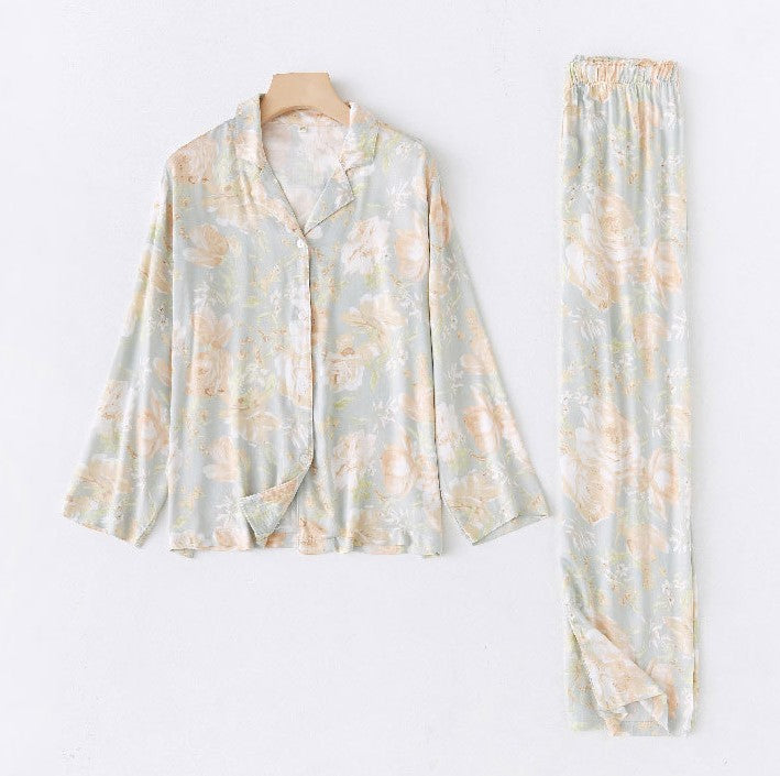 Nachtwäsche „Frühlingsbrise“ mit Blumenmuster