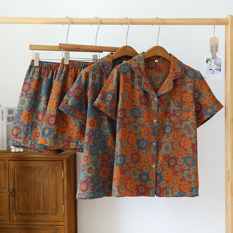 Retro Schlafanzug-Set mit Blumenmuster aus Baumwolle